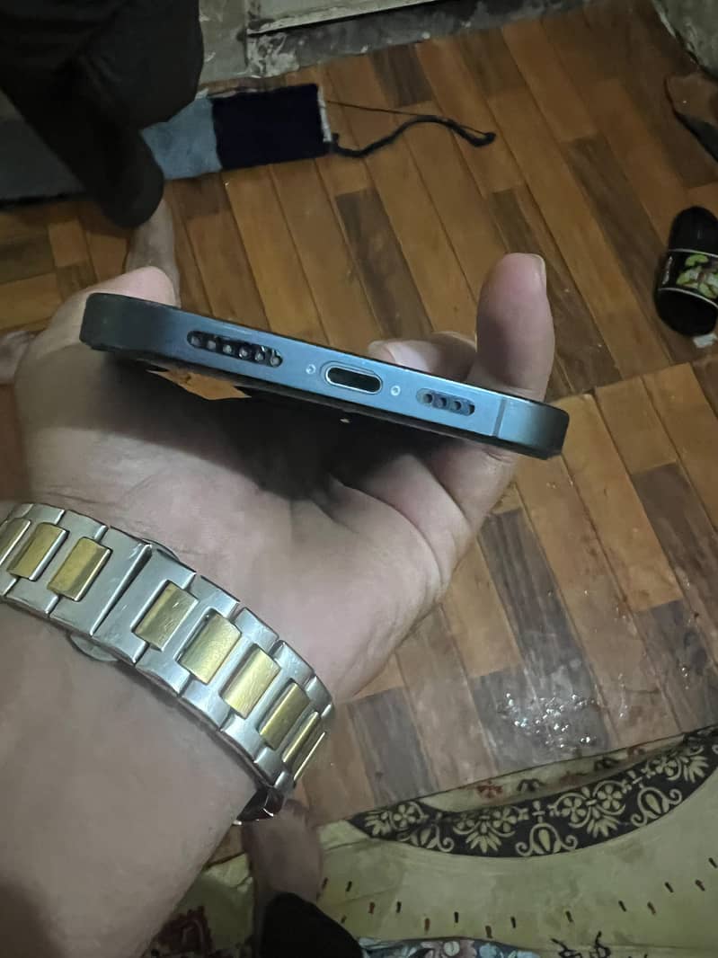 Apple iPhone 12 Pro Max 3