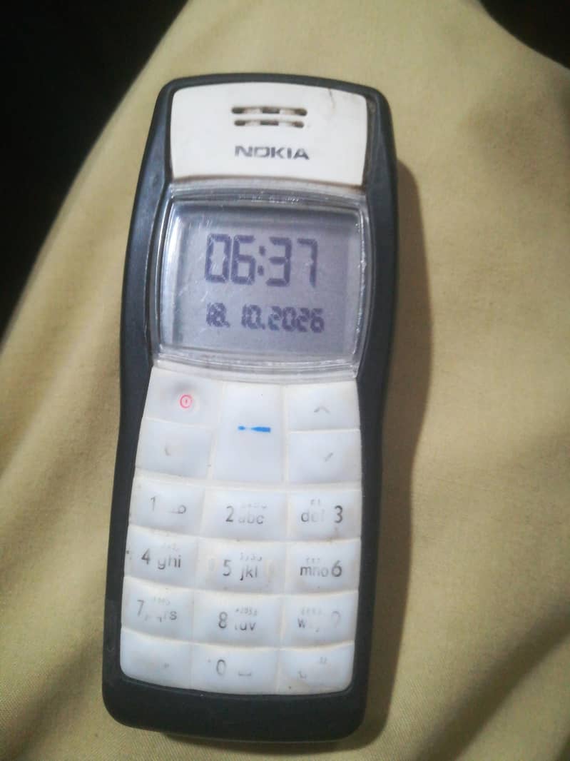 Nokia 1100 0