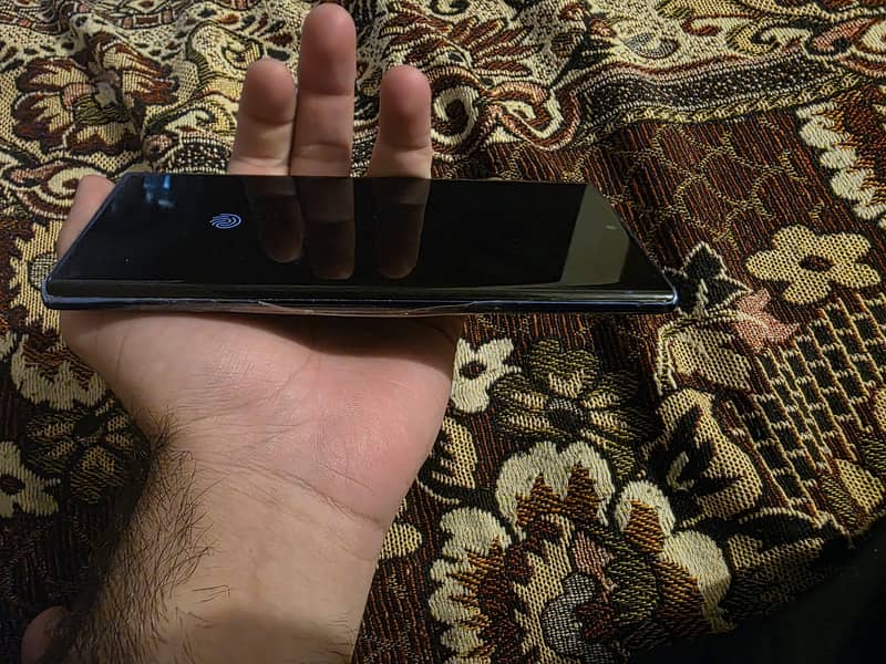 Samsung Mobile Note 10 Plus 5