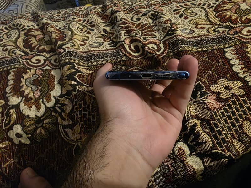 Samsung Mobile Note 10 Plus 6
