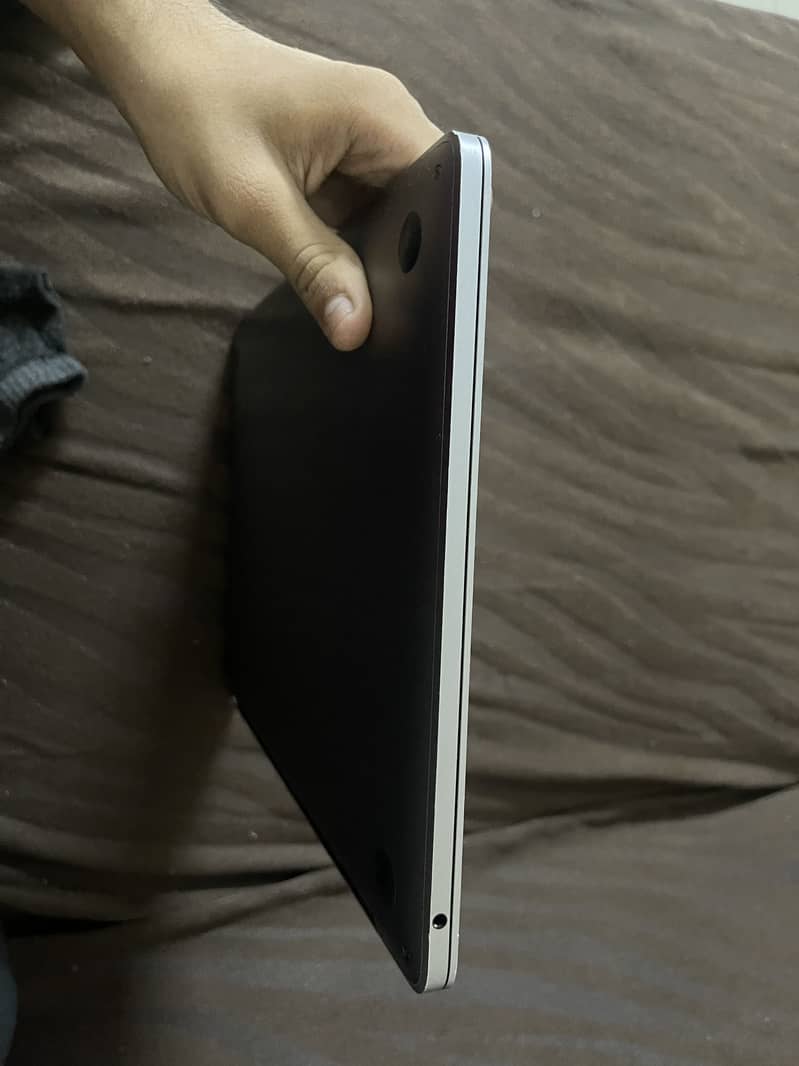 MacBook Pro 2017 13inch 3