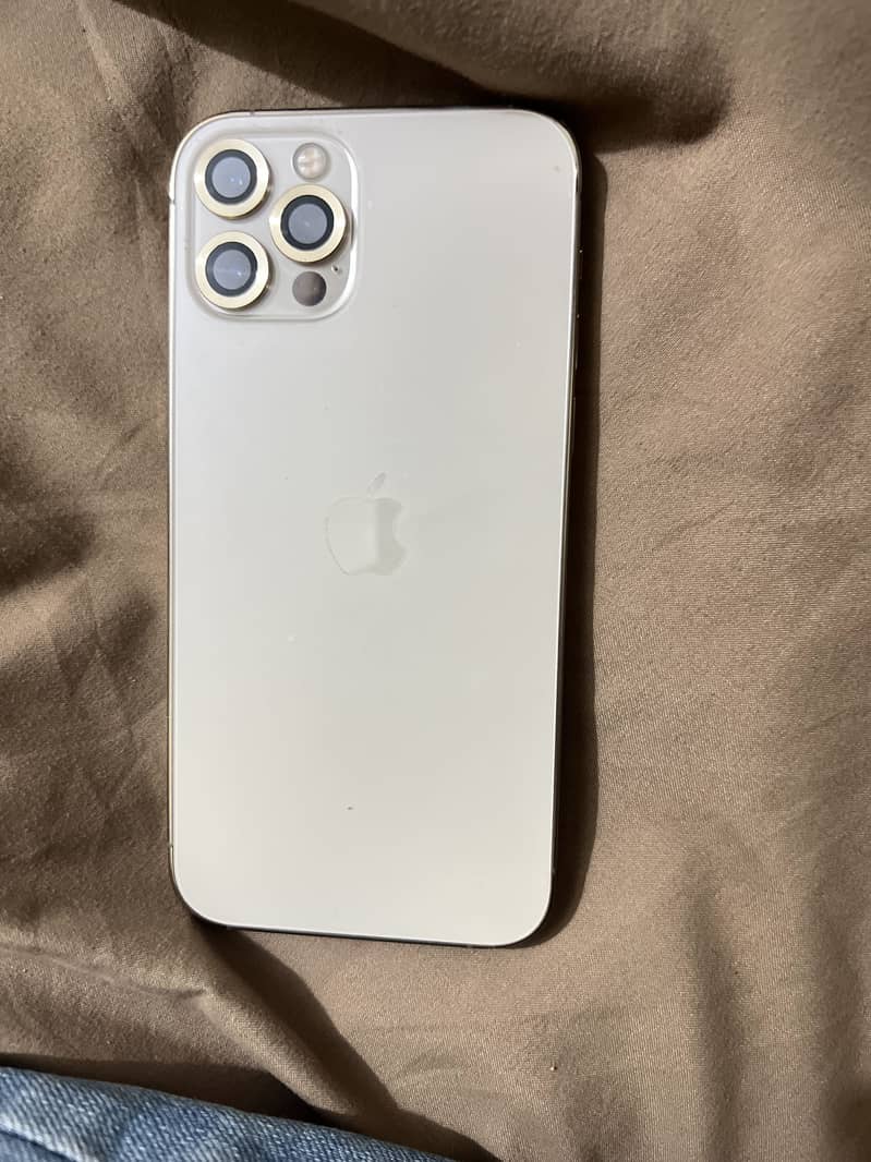 Apple iPhone 12 Pro 3