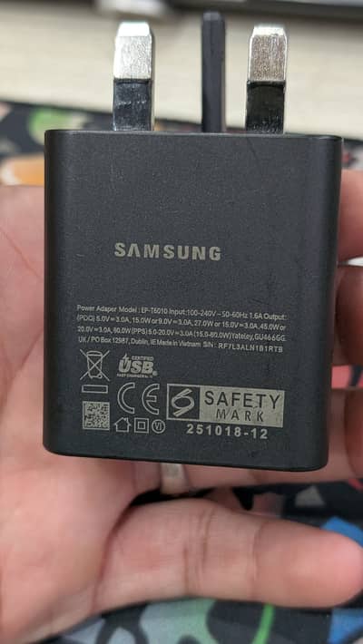 Samsung 65W original Charger