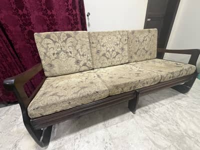 5 Seater Wooden Sofa Set (3+1+1) in Good Condition