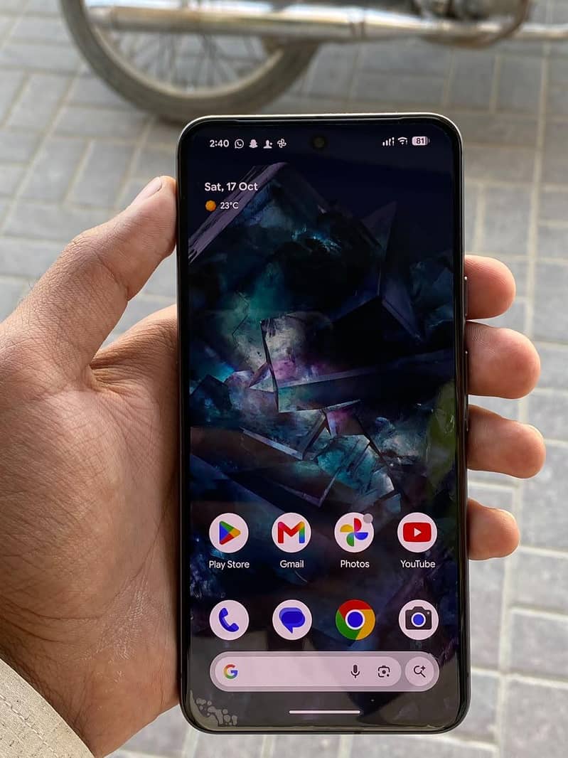 Google Pixel 8 6