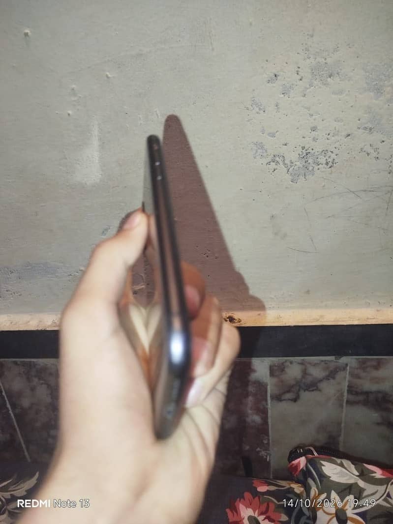 Apple iPhone 11 6