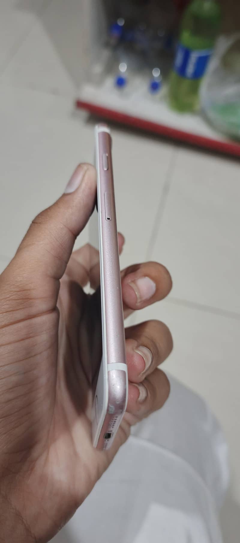 Apple iPhone 7 4