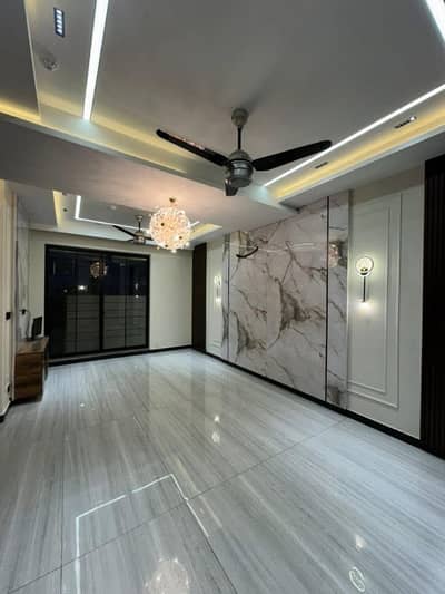 Five Marla Brand New Non Furnished House Available For Rent In Bahria Town, Lahore