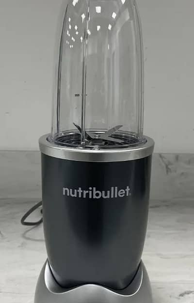 Nutri Bullet machine