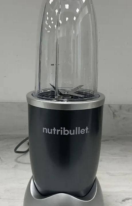 Nutri Bullet machine 0