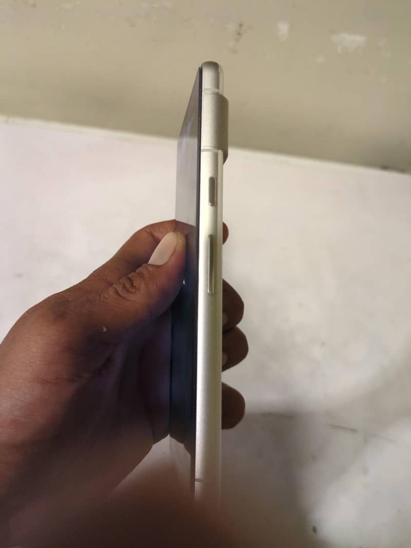 Google Pixel 7 3