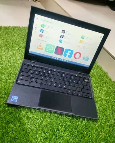 NEW LENOVO CHROMEBOOK