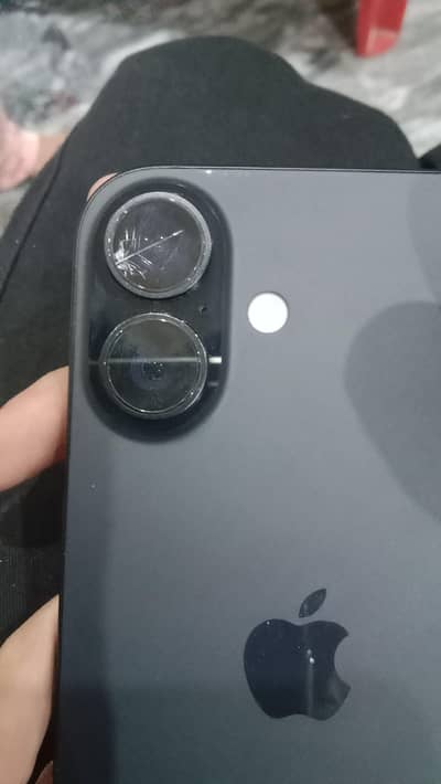 Apple iPhone 16
