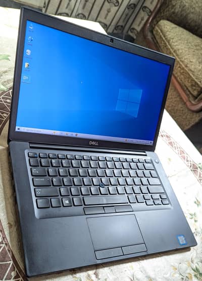 i5, 8th. . 8/256 ssd. . . Condition 9.5/10