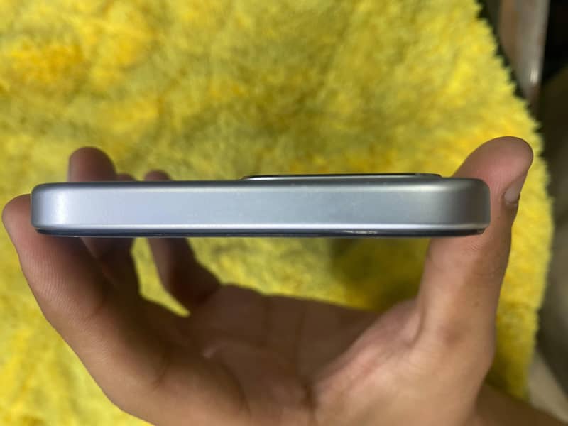 OPPO A6s 3