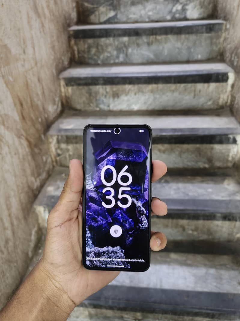 Google Pixel 8 1