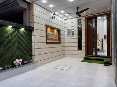 5 Marla Brand New Luxury House Hot Location For Rent In Bahria Town Lahore