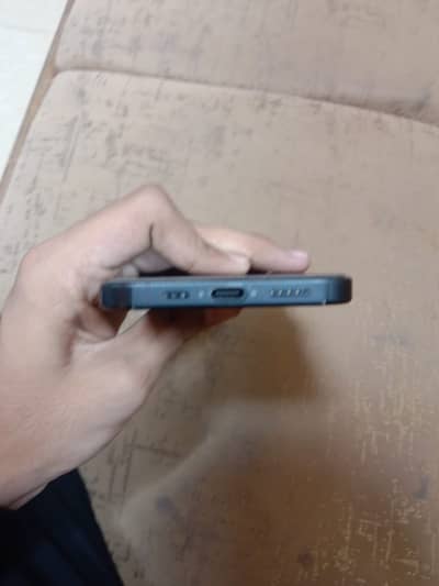 Apple iPhone 15 jv