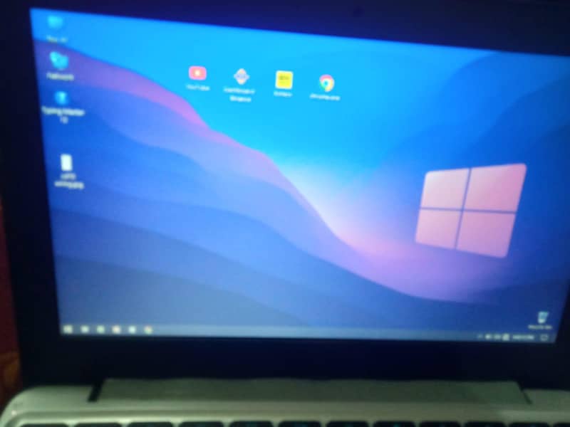 window 10 laptop 3