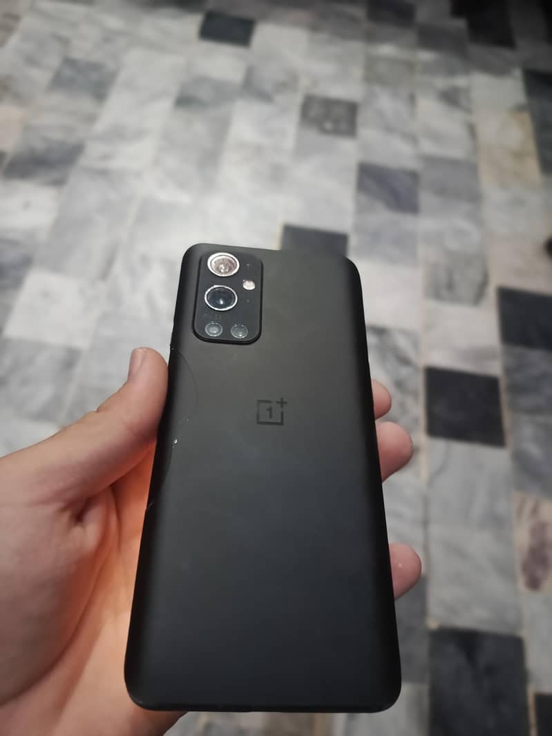 One Plus 9 Pro 0