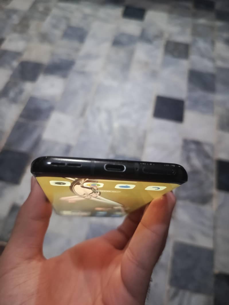 One Plus 9 Pro 6