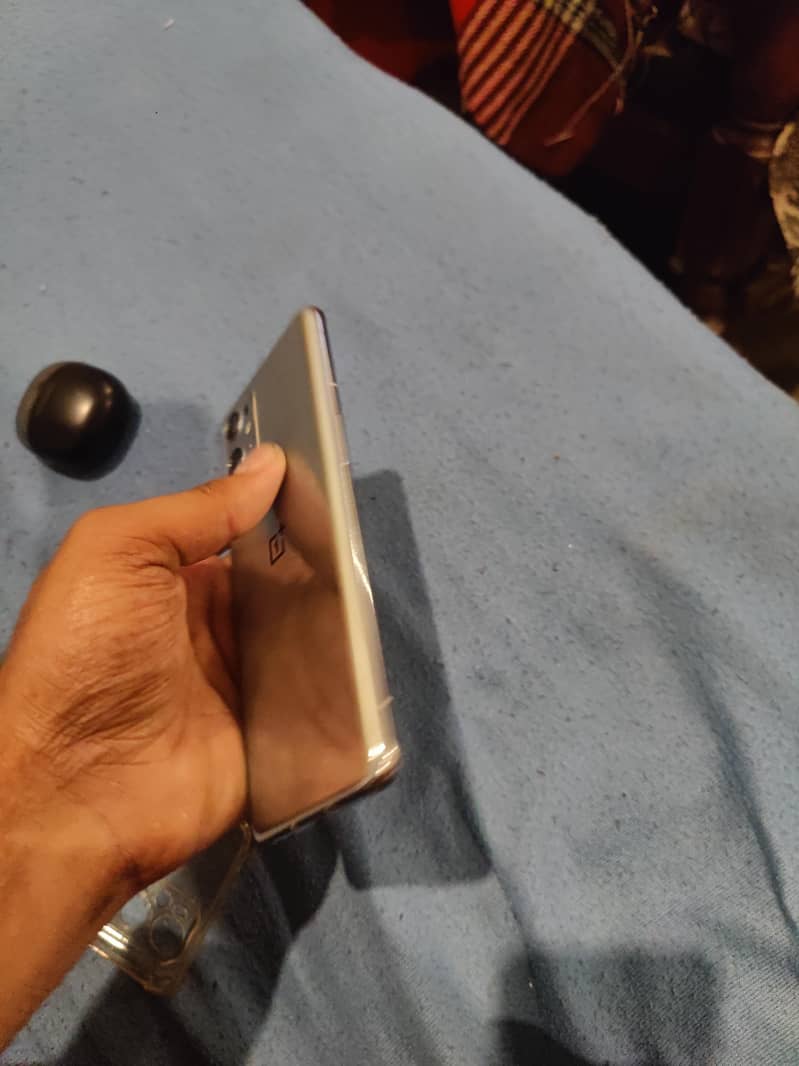 One Plus 9 pro 5