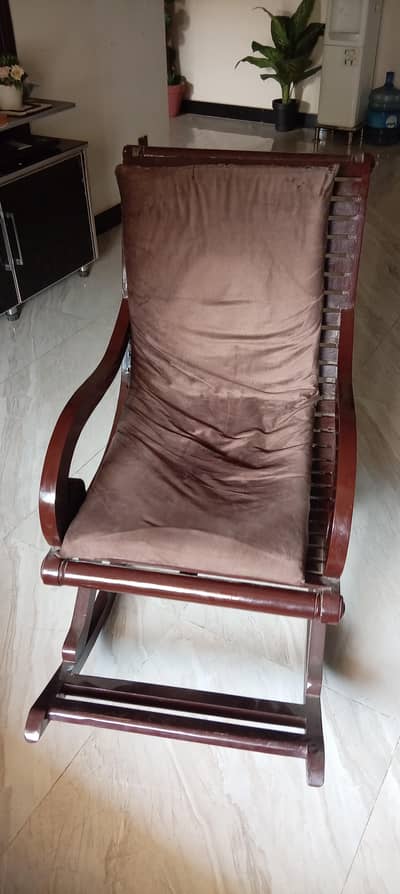 Wooden Rocking Chair/Jhula Chair – Strong & Comfortable