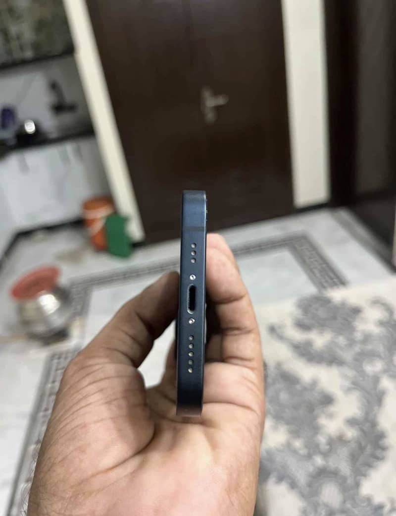 Apple iPhone 14 1
