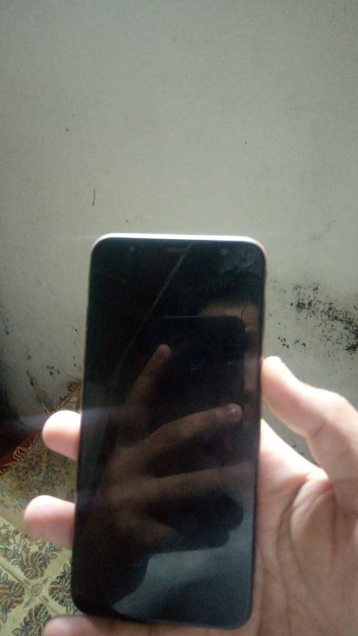 Samsung Mobile J4 Plus 6