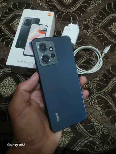 Xiaomi Redmi Note 12 10/10 with box charger