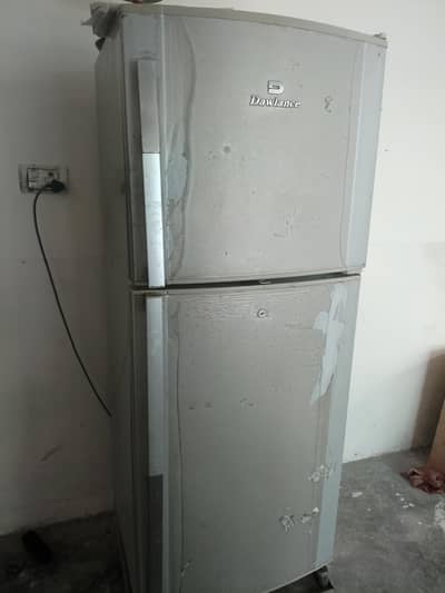 Dawlance fridge Large