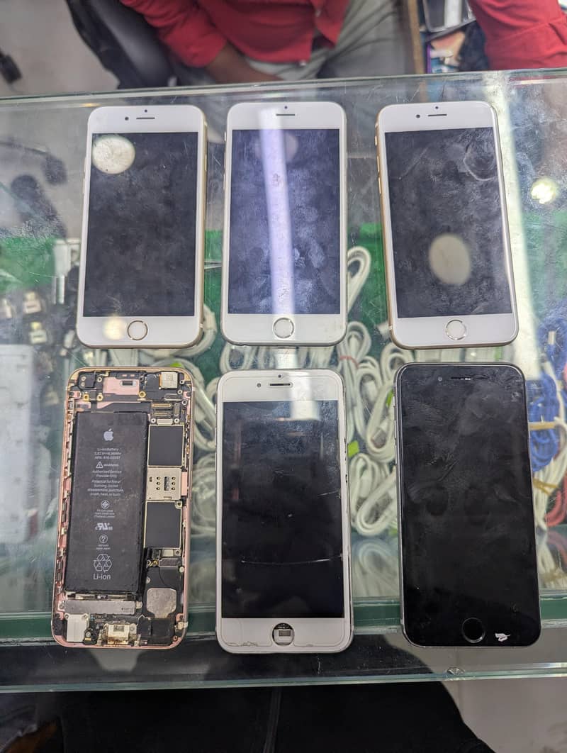 Apple iPhone 6S 1