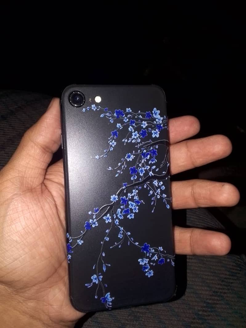 iPhone SE 0
