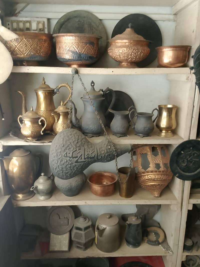 coutom Brass items 10