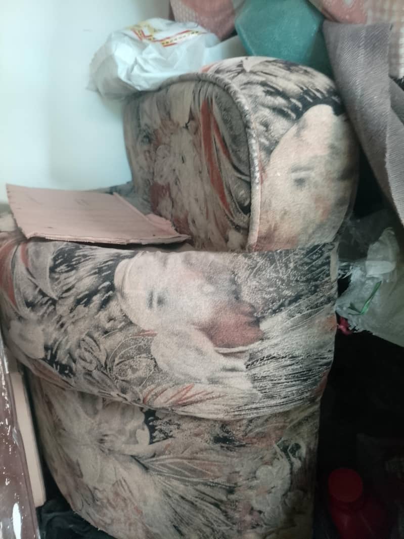 good condition 7 siter 2