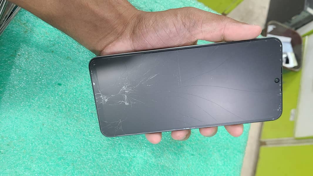 Xiaomi POCO C75 1