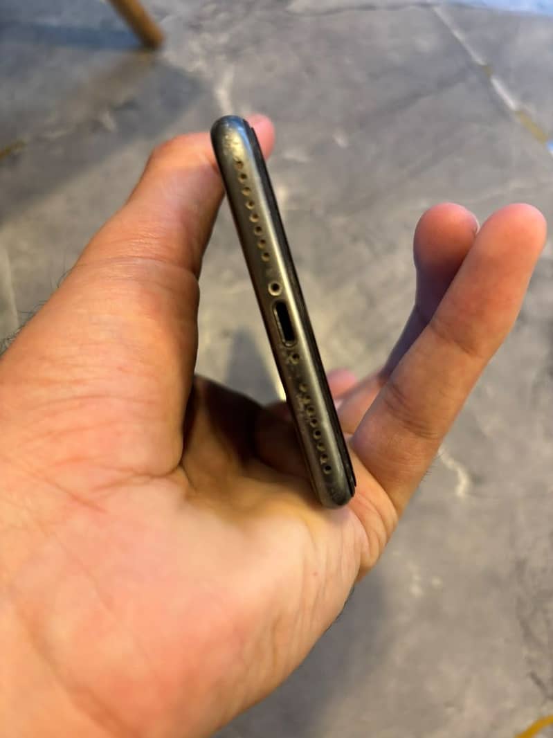 Apple iPhone 8 Plus 2