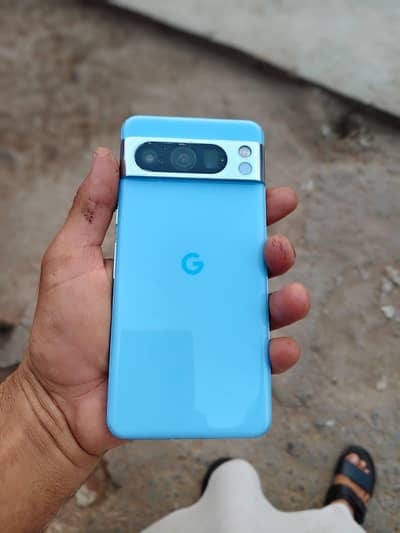 Google Pixel 8 Pro