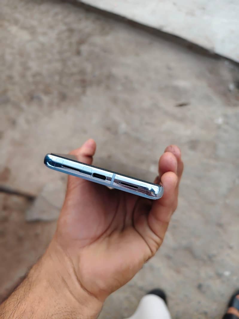 Google Pixel 8 Pro 3