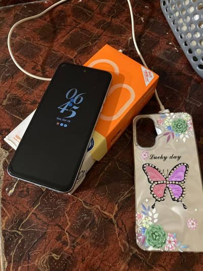 Tecno spark go 2 for sale 8GB 64 GB all okay family use