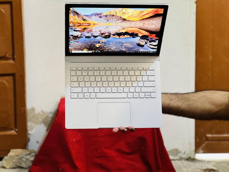 Microsoft Surface Book | 4k | Nvidia Graphics 2