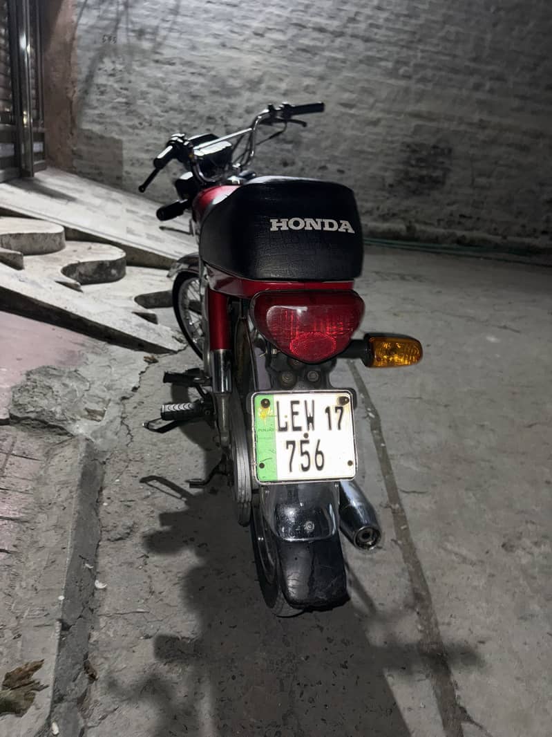 Honda CD70 1