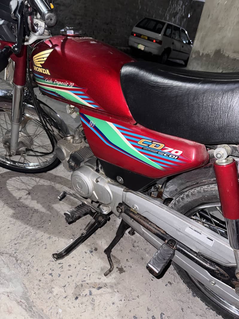 Honda CD70 3