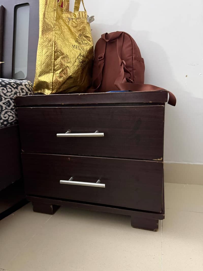 King Size Bed 4