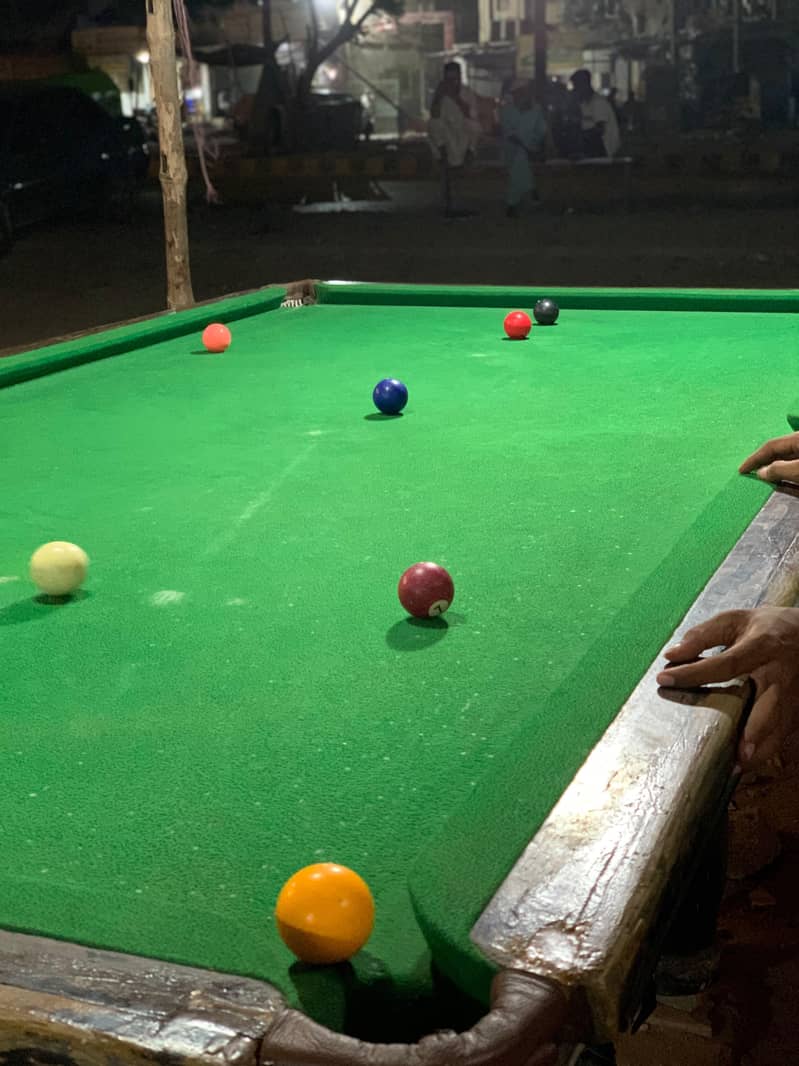 snooker table 0