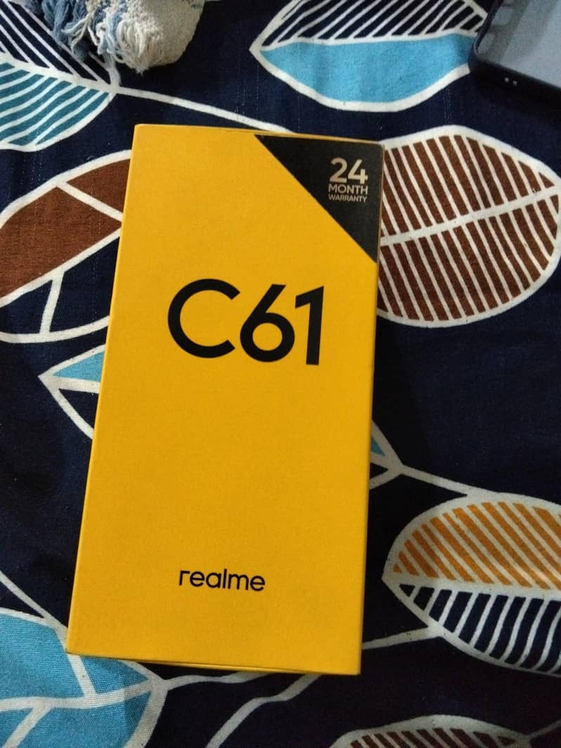 Realme C61 6
