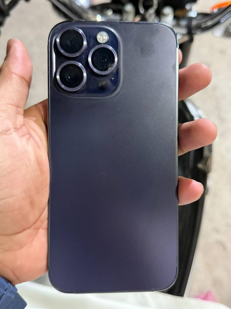 Apple iPhone 14 Pro Max 3