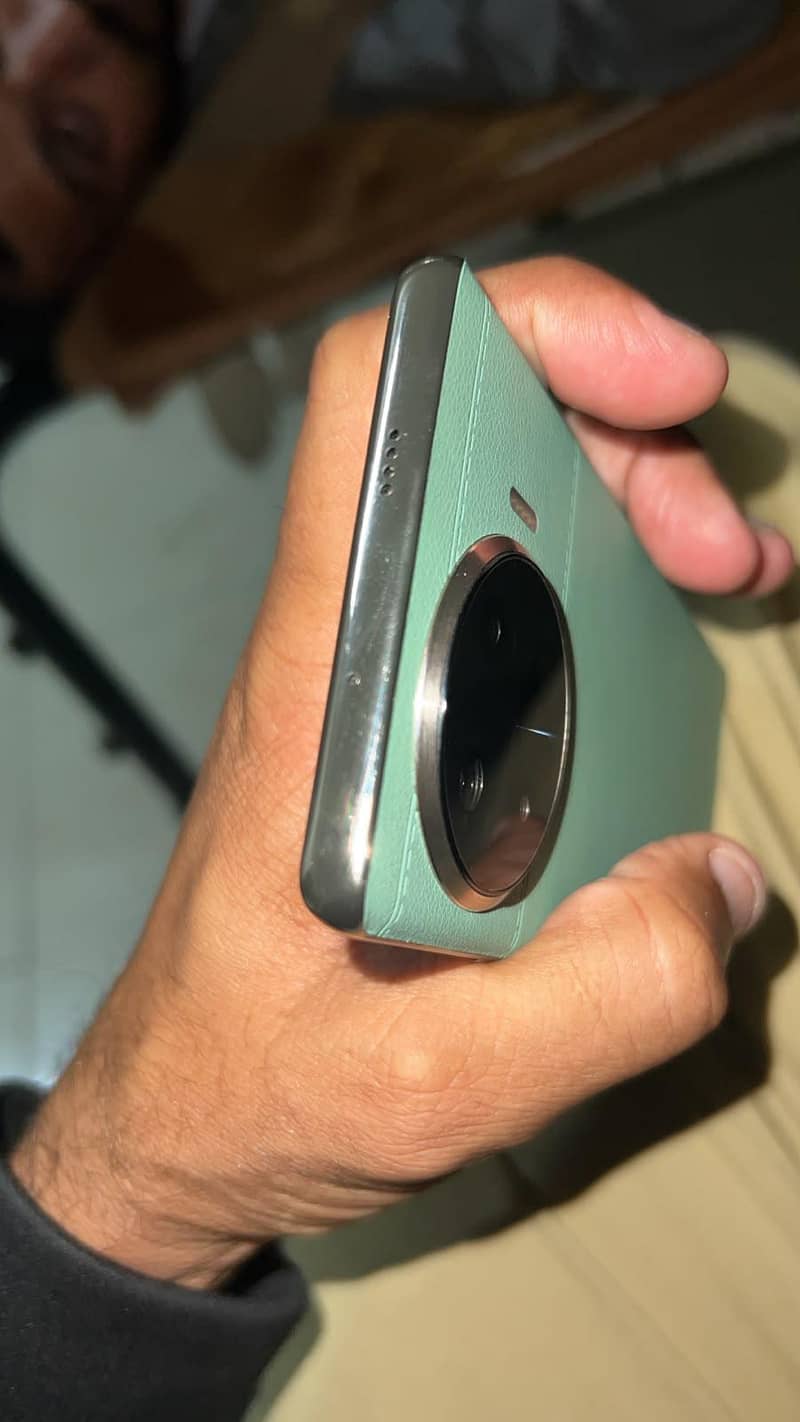 Tecno Spark 20 Pro Plus 2