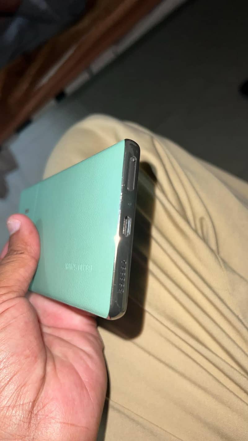 Tecno Spark 20 Pro Plus 3