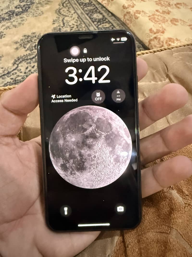 Apple iPhone XS 1